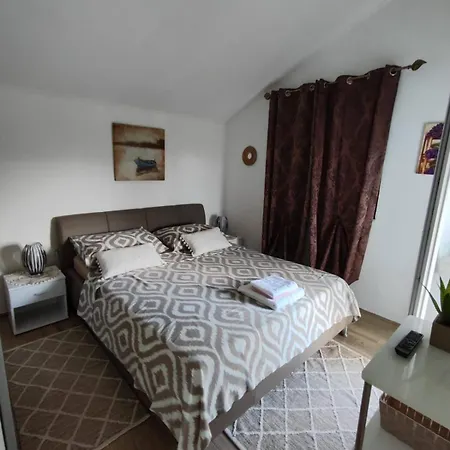 Appartamento With A Parking Space Kraj, Pasman - 8213 Tkon