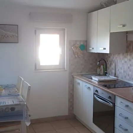 With Parking Space Kraj, Pasman - 8213 *