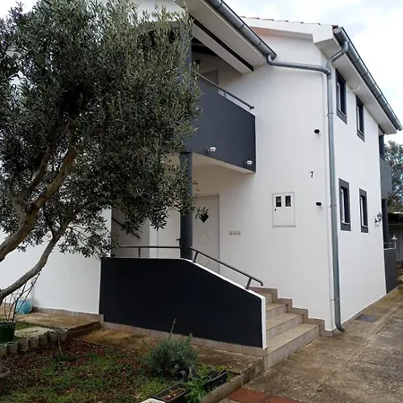 With Parking Space Kraj, Pasman - 8213 * Tkon