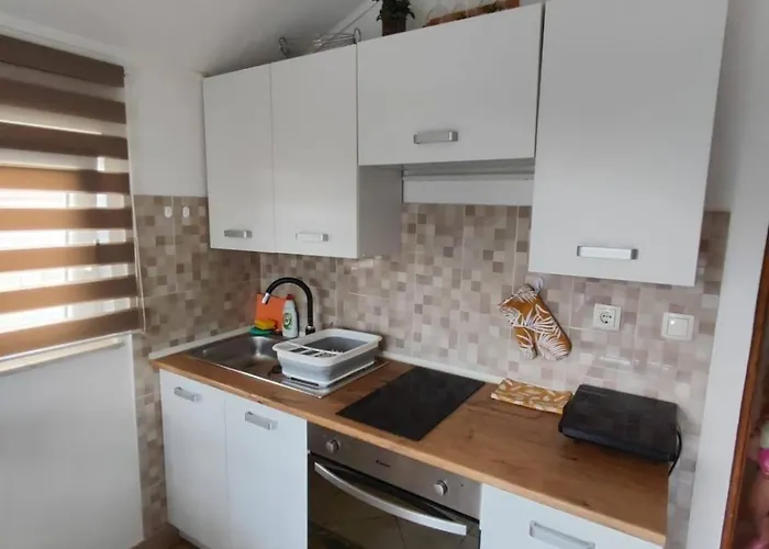 Διαμέρισμα With Parking Space Kraj, Pasman - 8213 *
